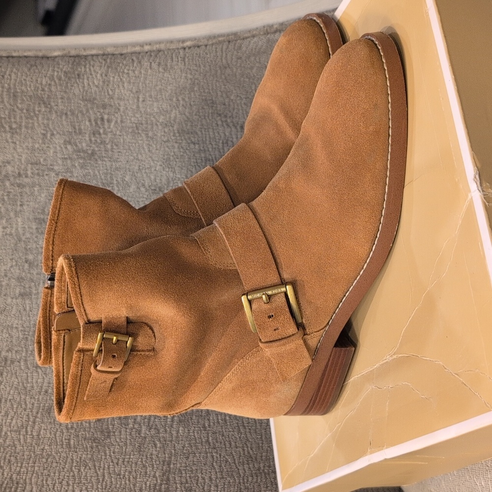 Michael Kors Reeves Bootie Suede